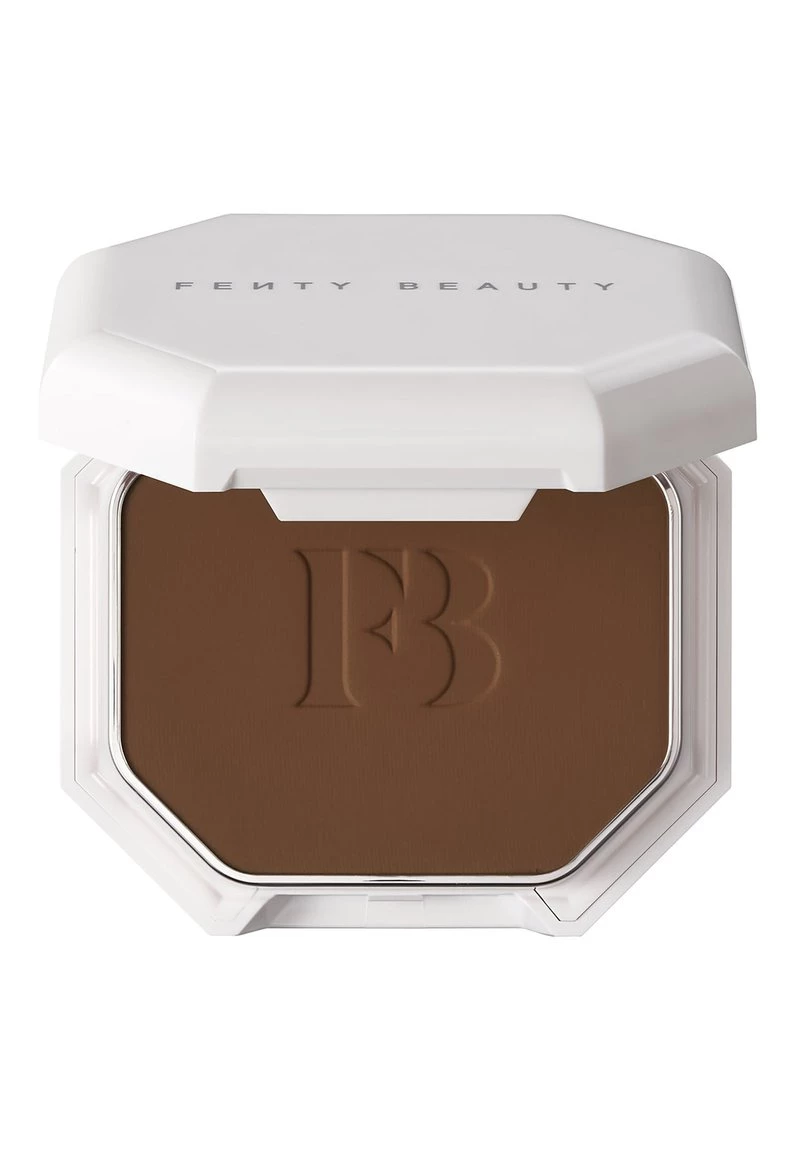 Fenty Beauty PRO FILT'R SOFT MATTE POWDER FOUNDATION - Foundation - 470 - Damen 3 Fenty Beauty PRO FILT'R SOFT MATTE POWDER FOUNDATION - Foundation - 470 - Damen
