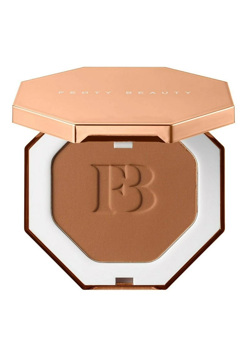 Fenty Beauty SUN STALK'R INSTANT WARMTH BRONZER - Bronzer - Coco Naughty - Damen 3 Fenty Beauty SUN STALK'R INSTANT WARMTH BRONZER - Bronzer - Coco Naughty - Damen