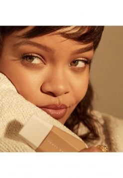 Fenty Beauty - Damen EAZE DROP - FOUNDATION - Foundation - BLURRING SKIN TINT 10 -Fenty Beauty || Guru Shop Verkäufe 85827d2718b64c29ab6e142037844056