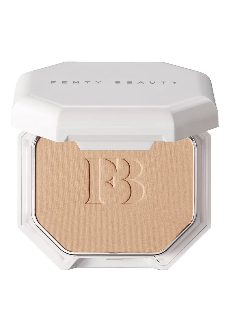 Fenty Beauty - Damen PRO FILT'R SOFT MATTE POWDER FOUNDATION - Foundation - 210 3 Fenty Beauty - Damen PRO FILT'R SOFT MATTE POWDER FOUNDATION - Foundation - 210