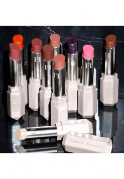 Fenty Beauty SLIP SHINE SHEER SHINY LIPSTICK - Lippenstift - Bubble Rum - Damen 12 Fenty Beauty SLIP SHINE SHEER SHINY LIPSTICK - Lippenstift - Bubble Rum - Damen -Fenty Beauty || Guru Shop Verkäufe ddcbe9eee51a4acf993bf7b6a9d64e8a